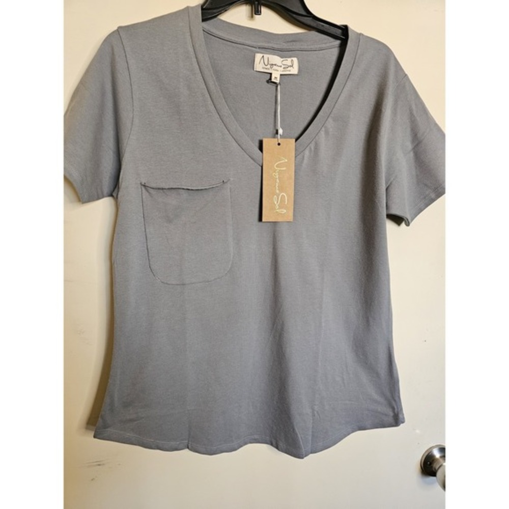 NWT Niyama Sol Yoga Fitness Top Gray Stretch Athleisure‎ Pocket